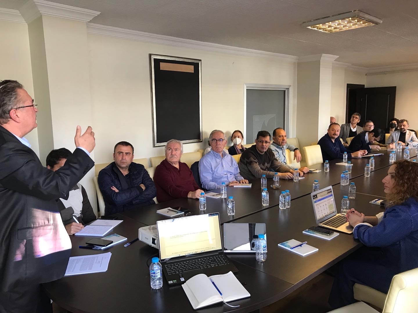 EĞİTİM YAYBİR Olağanüstü Tüzük Kurultayı Gerçekleştirildi